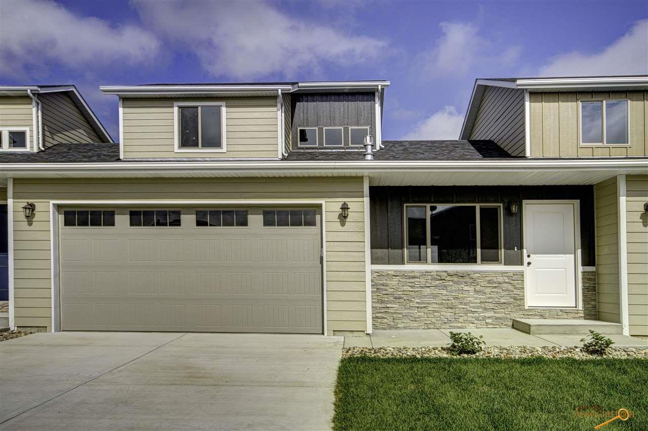 326 Bear Tooth Dr, Box Elder, SD 57719 photo 1