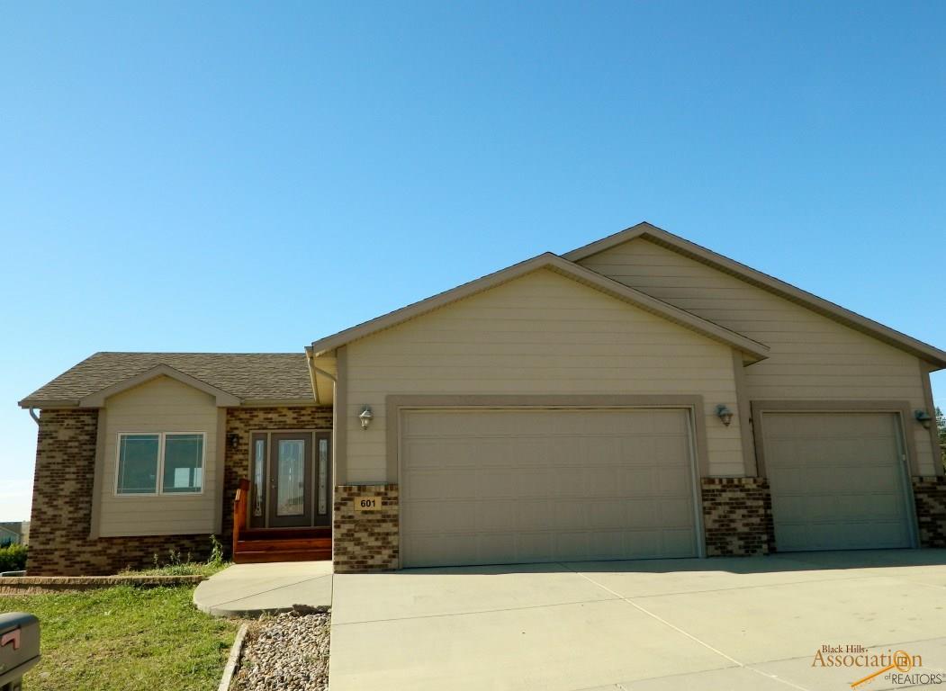 601 Stumer Rd, Rapid City, SD 57701 photo 1