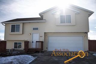 607 Stealth Ln, Box Elder, SD 57719 photo 1