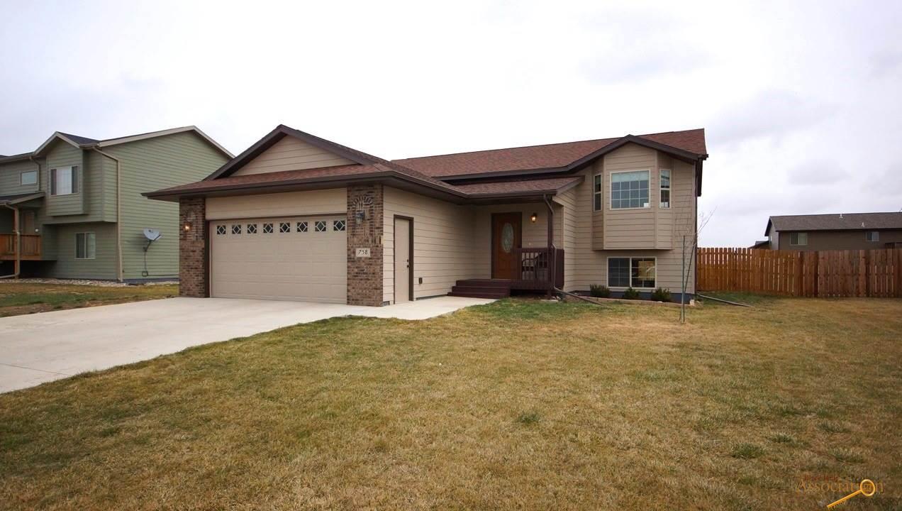 758 Radial Ln, Box Elder, SD 57719 photo 1