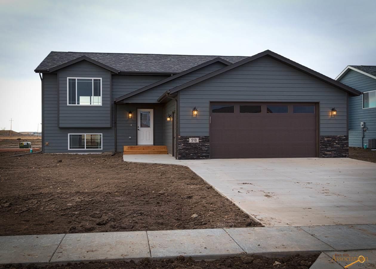 510 Ballista Blvd, Box Elder, SD 57719 photo 1
