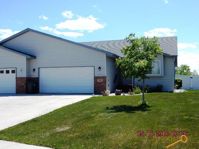 717 Auburn Dr, Rapid City, SD 57701 photo 1