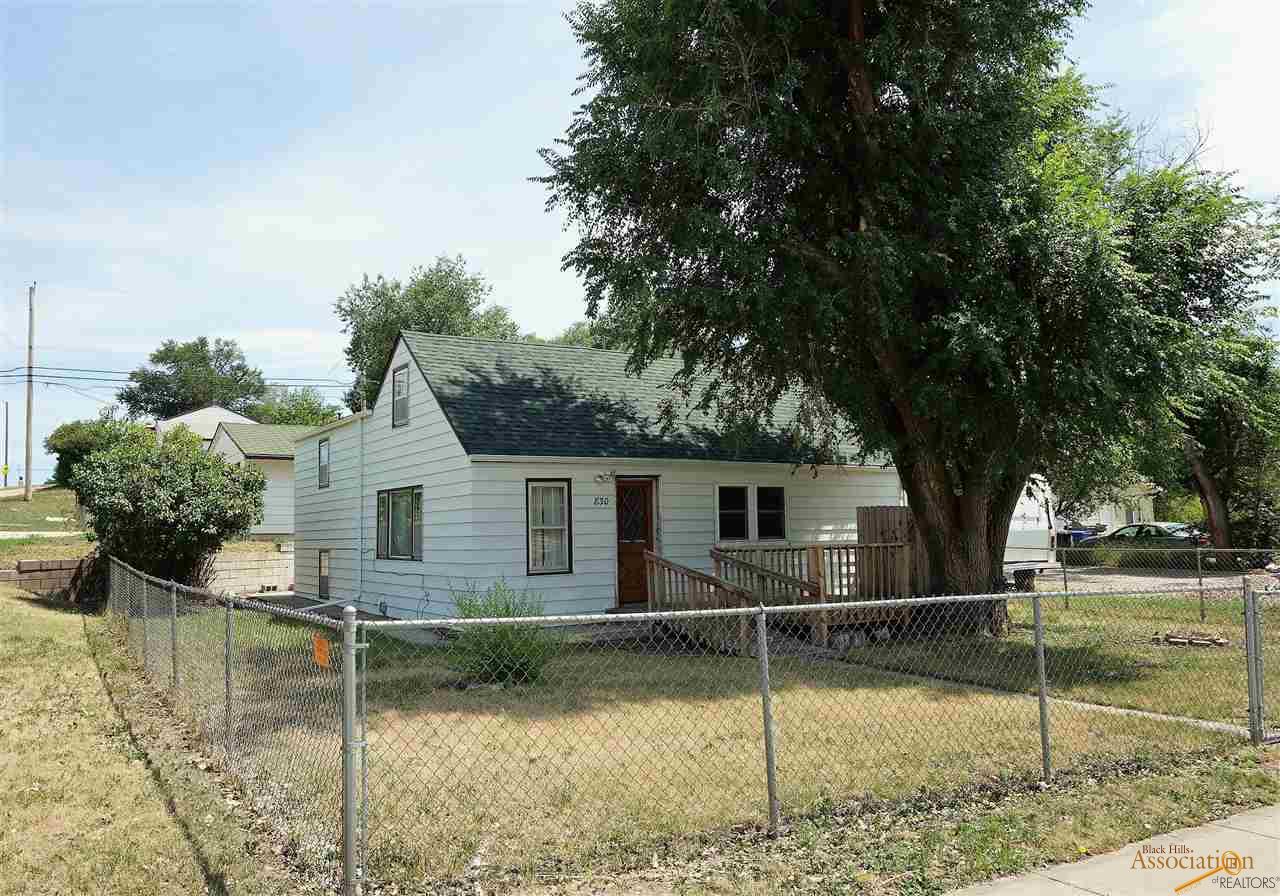 830 Lemmon Ave, Rapid City, SD 57701 photo 1