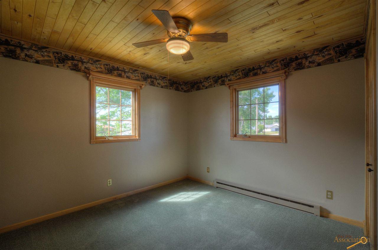 607 Hummingbird Cir, Box Elder, SD 57719 photo 7