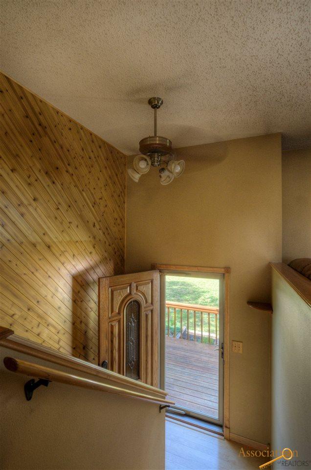 607 Hummingbird Cir, Box Elder, SD 57719 photo 17