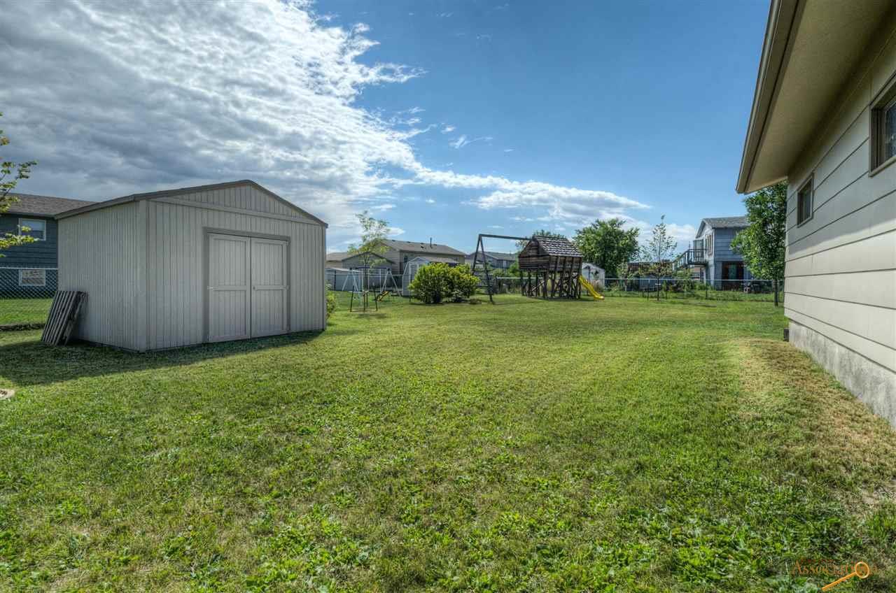 607 Hummingbird Cir, Box Elder, SD 57719 photo 23