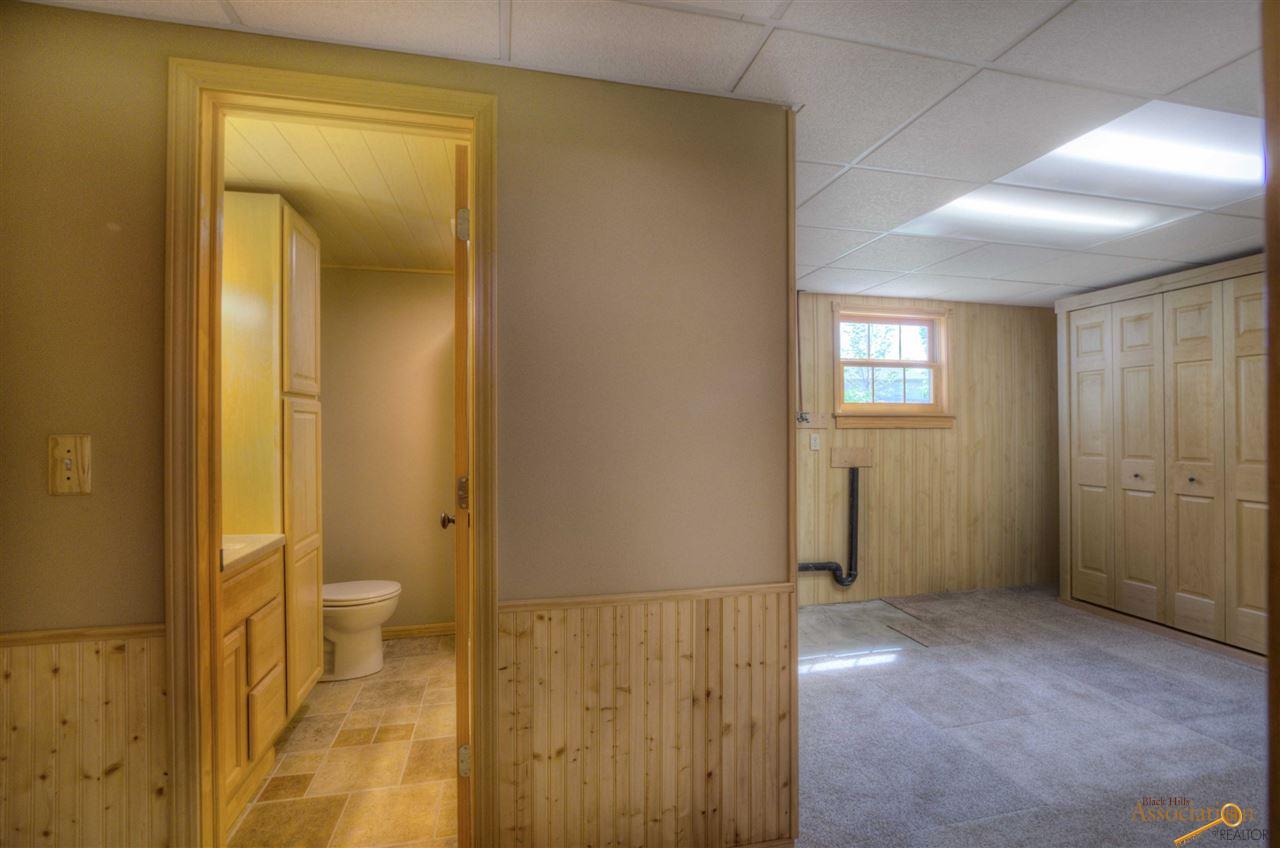 607 Hummingbird Cir, Box Elder, SD 57719 photo 11