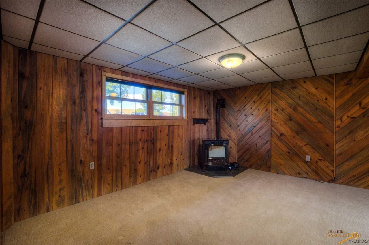 607 Hummingbird Cir, Box Elder, SD 57719 photo 6