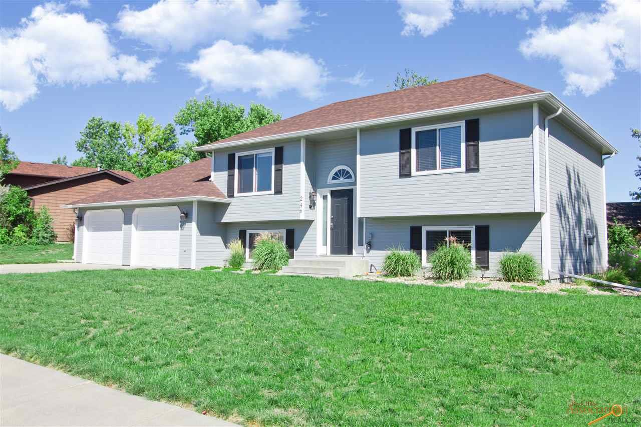 246 E Centennial, Rapid City, SD 57701 photo 1