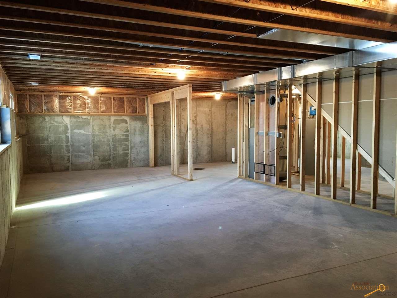 10050 Kaelem Ct, Summerset, SD 57718 photo 20