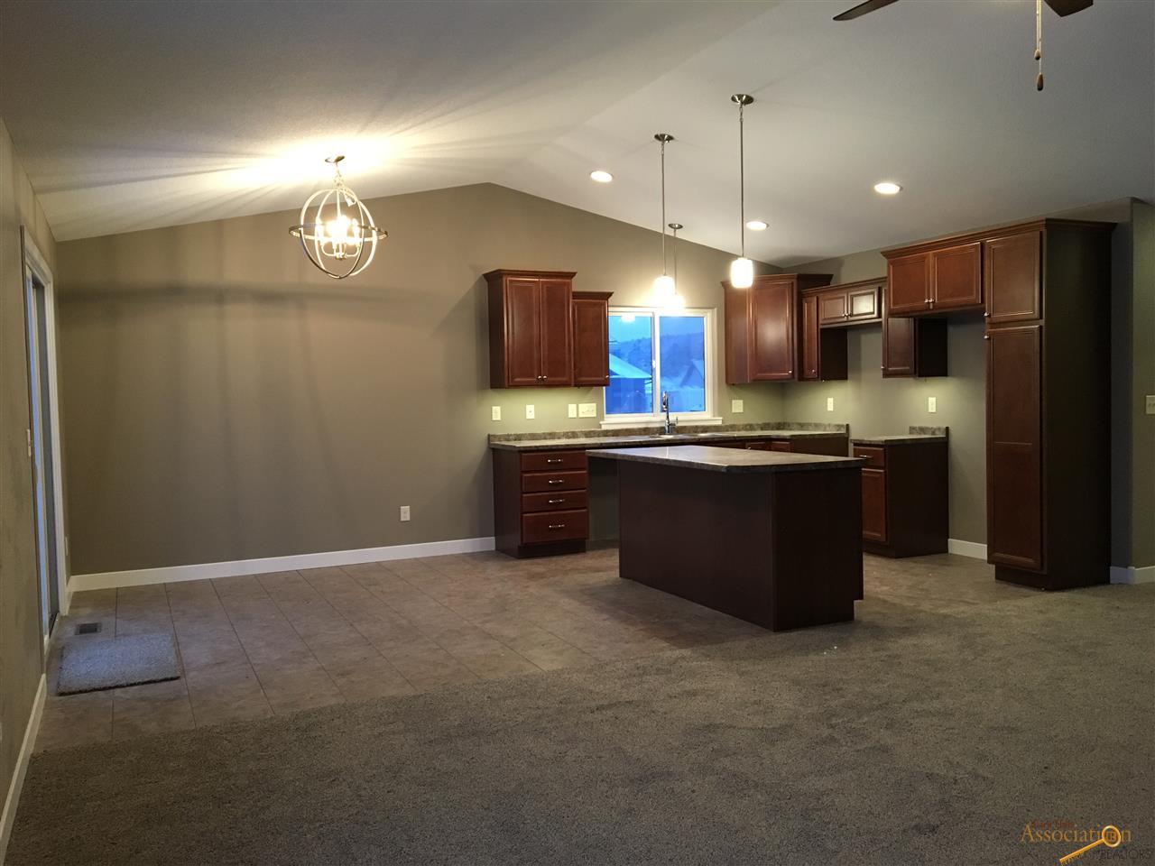 10050 Kaelem Ct, Summerset, SD 57718 photo 7