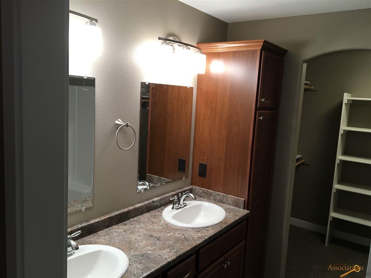 10050 Kaelem Ct, Summerset, SD 57718 photo 13