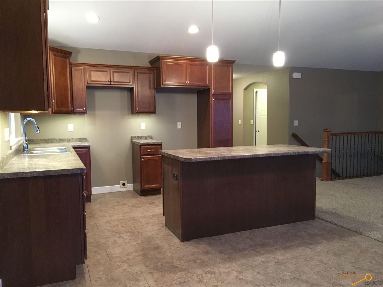10050 Kaelem Ct, Summerset, SD 57718 photo 8