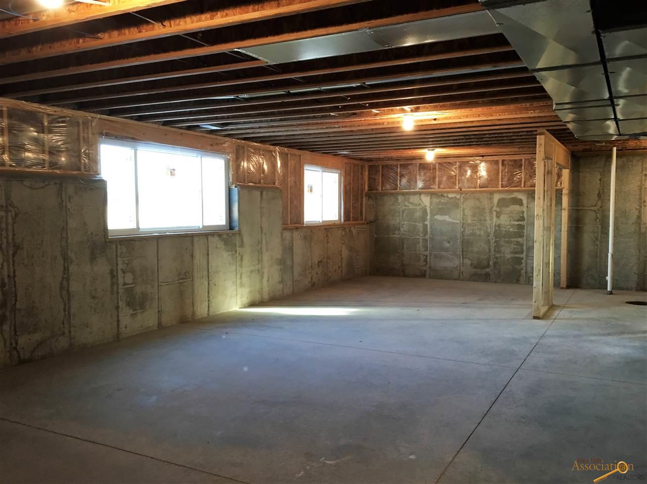 10050 Kaelem Ct, Summerset, SD 57718 photo 19