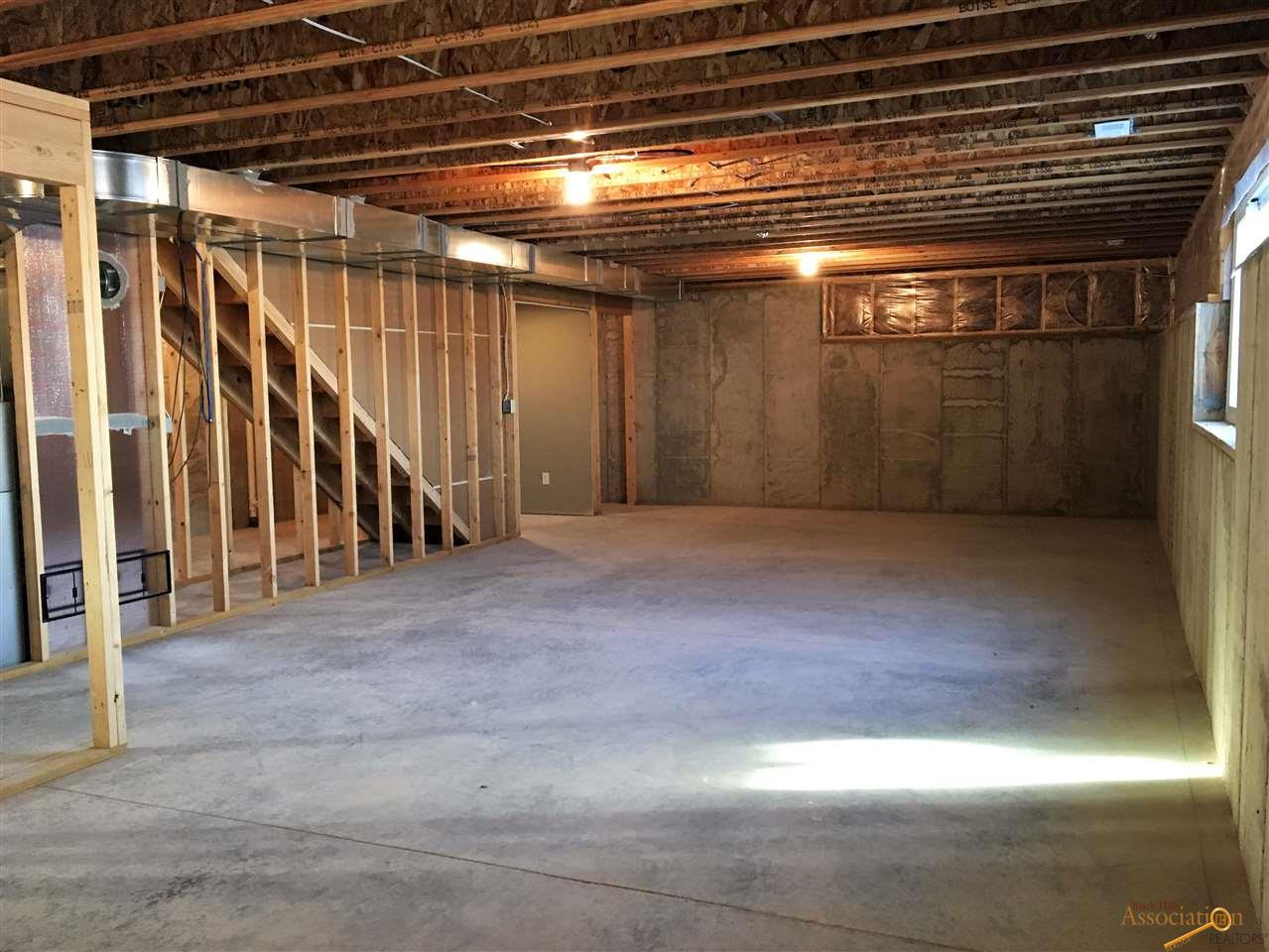 10050 Kaelem Ct, Summerset, SD 57718 photo 21