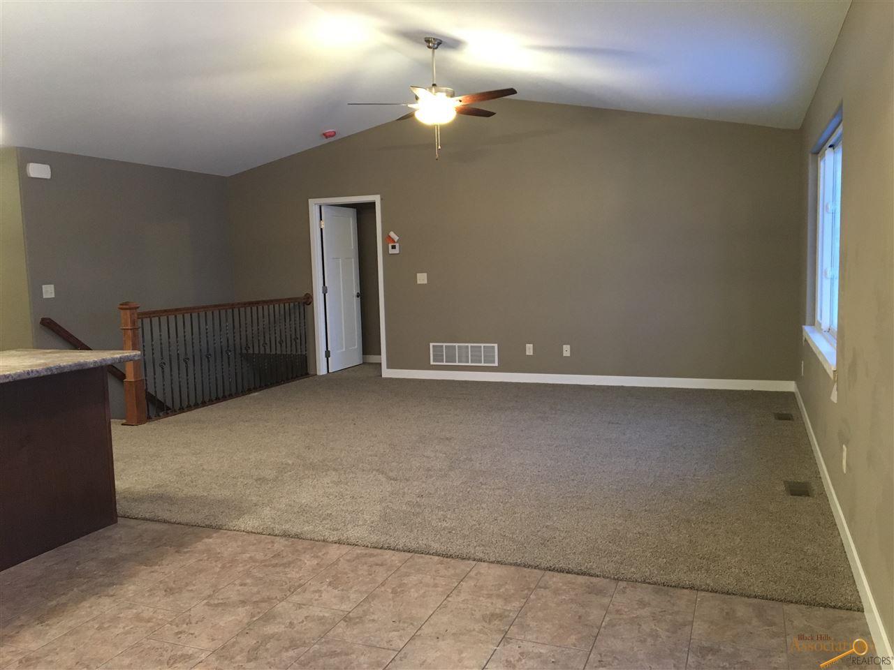 10050 Kaelem Ct, Summerset, SD 57718 photo 6