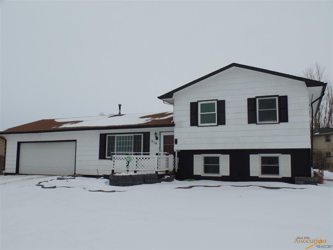 514 Bluebird Dr, Box Elder, SD 57719 photo 1