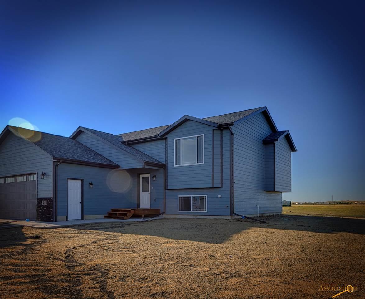 828 Bayonet Dr, Box Elder, SD 57719 photo 1