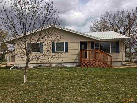 410 Glenn St, Wall, SD 57790 photo 1