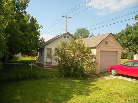 112 Elgin St, Spearfish, SD 57783 photo 1