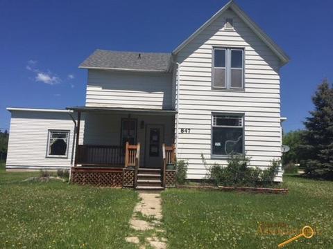 847 Crook St, Custer, SD 57730 photo 1