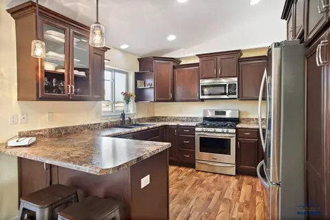 7341 Castlewood Dr, Summerset, SD 57718 photo 7