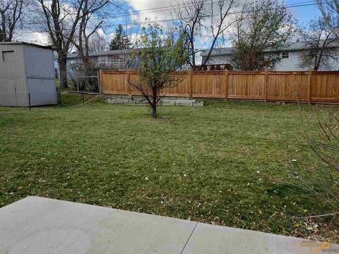 1003 Pinedale, Spearfish, SD 57783 photo 5