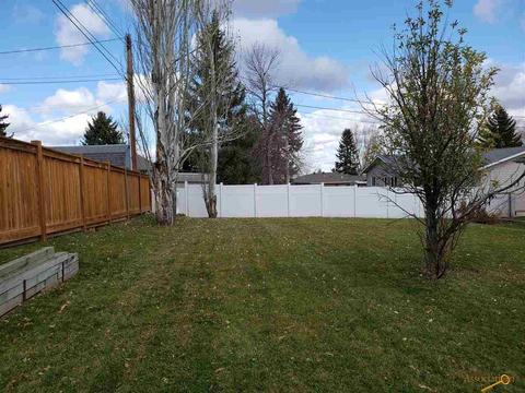 1003 Pinedale, Spearfish, SD 57783 photo 8