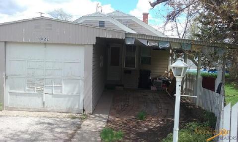 1022 St Joe St, Spearfish, SD 57783 photo 1