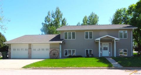 411 8th Ave, Wall, SD 57790 photo 1