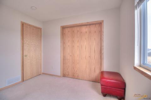 324 Grandeur Ln, Box Elder, SD 57719 photo 15