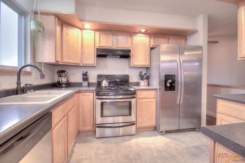 324 Grandeur Ln, Box Elder, SD 57719 photo 8