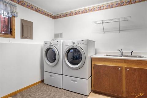 207 Union St, Spearfish, SD 57783 photo 27