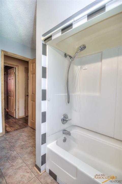 610 Bluebird Dr, Box Elder, SD 57719 photo 22