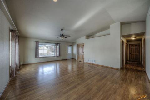 6827 Mulberry Dr, Summerset, SD 57718 photo 6