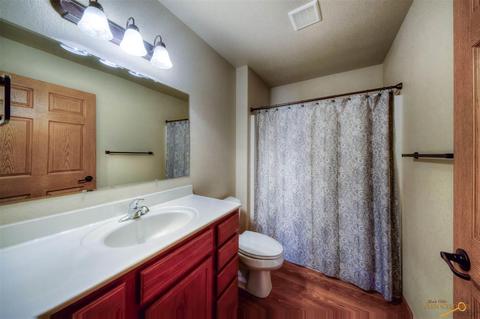 6827 Mulberry Dr, Summerset, SD 57718 photo 10