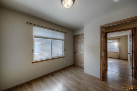 6827 Mulberry Dr, Summerset, SD 57718 photo 15