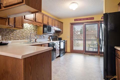 1709 Baldwin, Sturgis, SD 57785 photo 11
