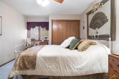 1709 Baldwin, Sturgis, SD 57785 photo 15