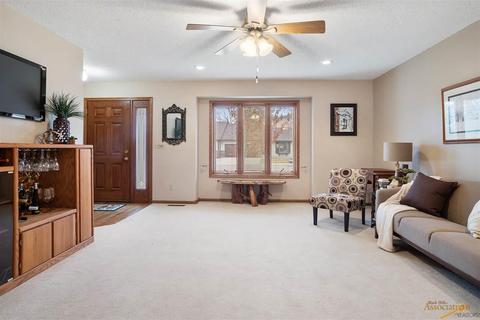 1709 Baldwin, Sturgis, SD 57785 photo 7