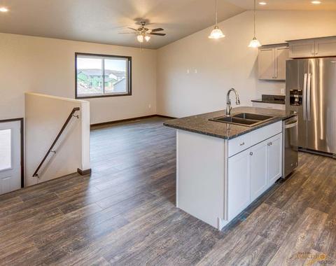 503 Bull Run Dr, Box Elder, SD 57719 photo 1