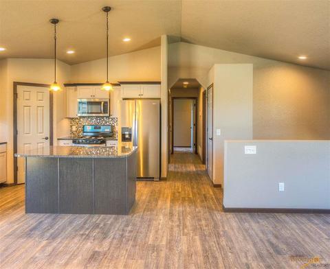 529 Bull Run Dr, Box Elder, SD 57719 photo 1