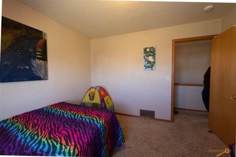 316 Freiheit Ln, Box Elder, SD 57719 photo 9