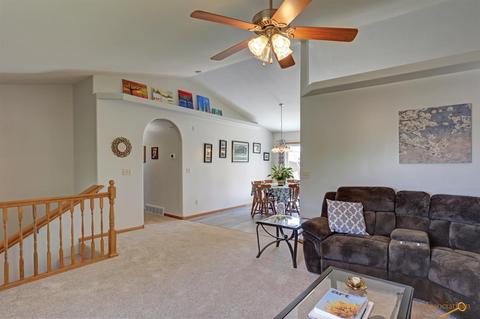 319 Freude Ln, Box Elder, SD 57719 photo 10
