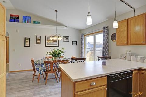 319 Freude Ln, Box Elder, SD 57719 photo 7