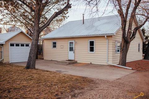 215 4th Ave, Wall, SD 57790 photo 1