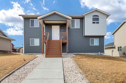 1227 Juneau Dr, Box Elder, SD 57719 photo 1