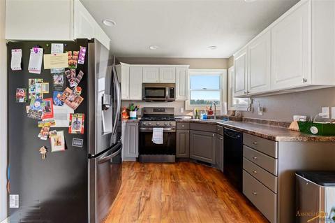 1711 Iron Horse Loop, Spearfish, SD 57783 photo 7