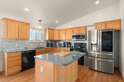 312 Freiheit Ln, Box Elder, SD 57719 photo 4