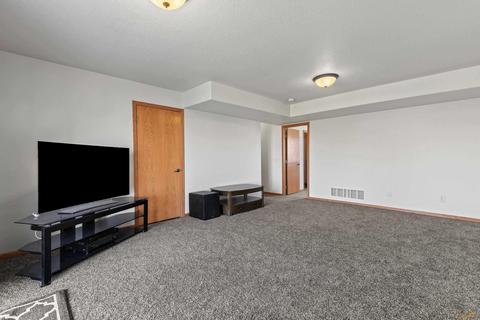 312 Freiheit Ln, Box Elder, SD 57719 photo 21